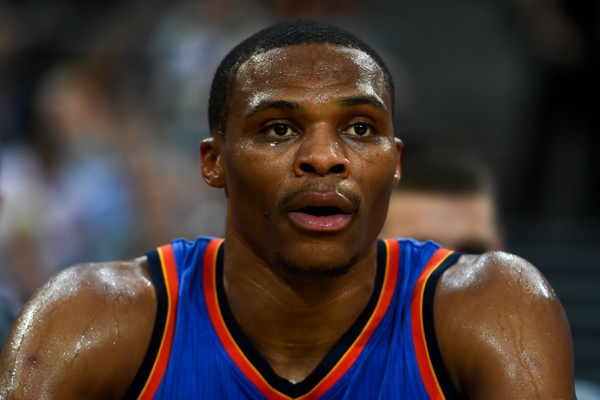 内的犯规次 内的犯规次