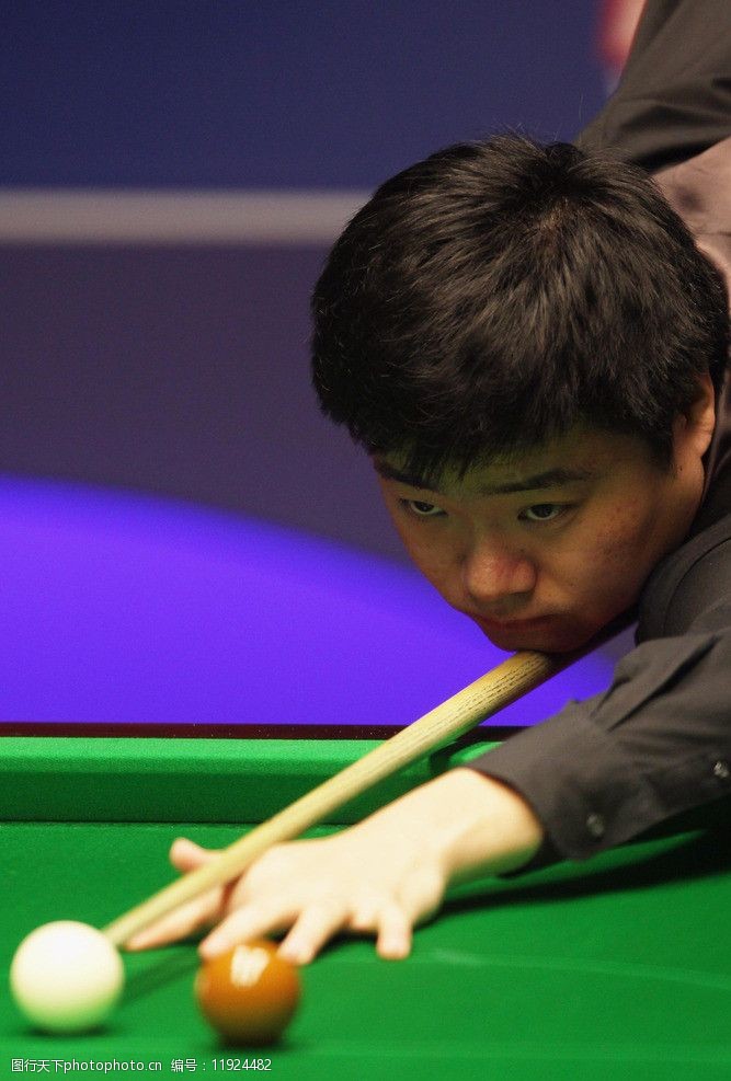 一名经验丰 一名经验丰