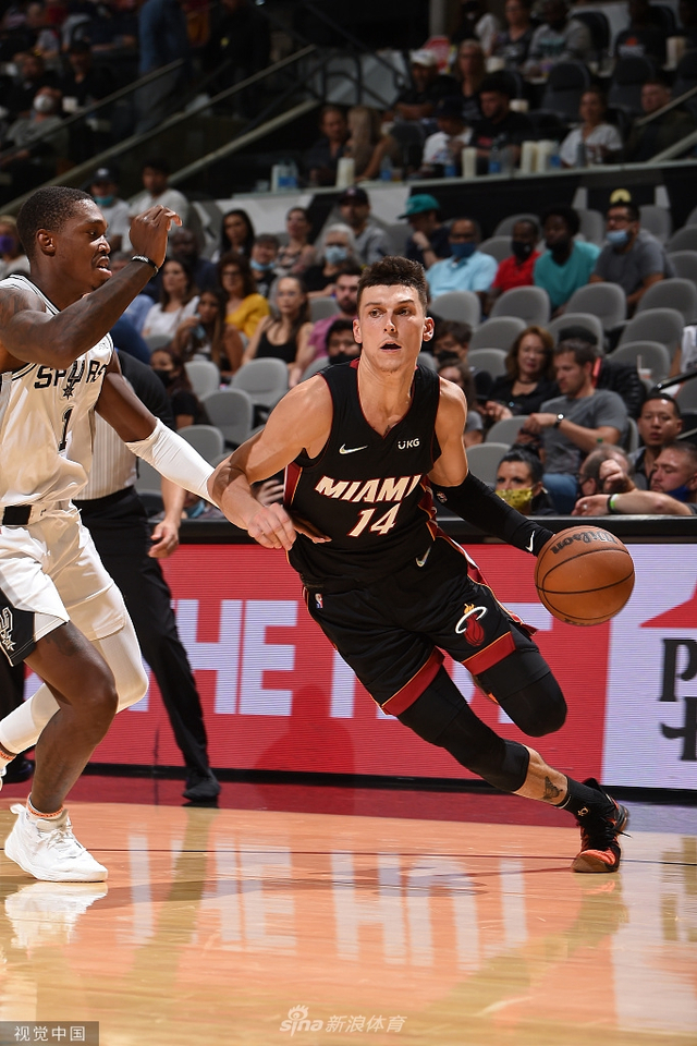 的触球区域 的触球区域